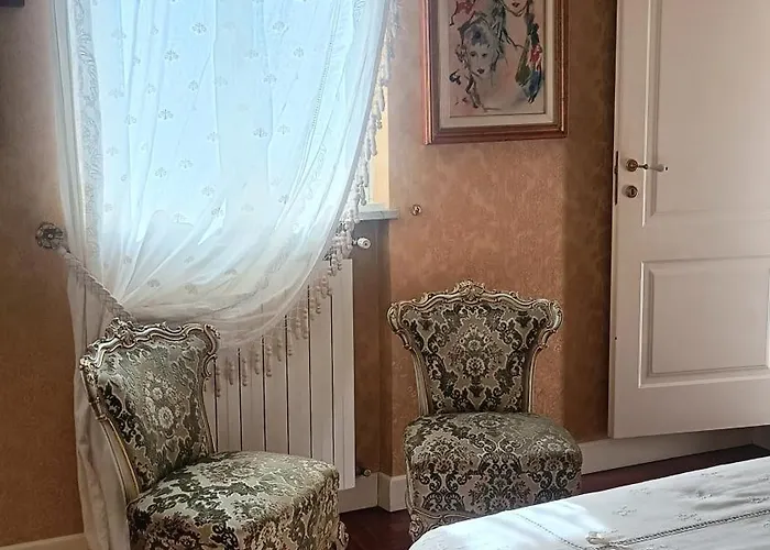 Terrace Of The Aureli Apartment Rom
